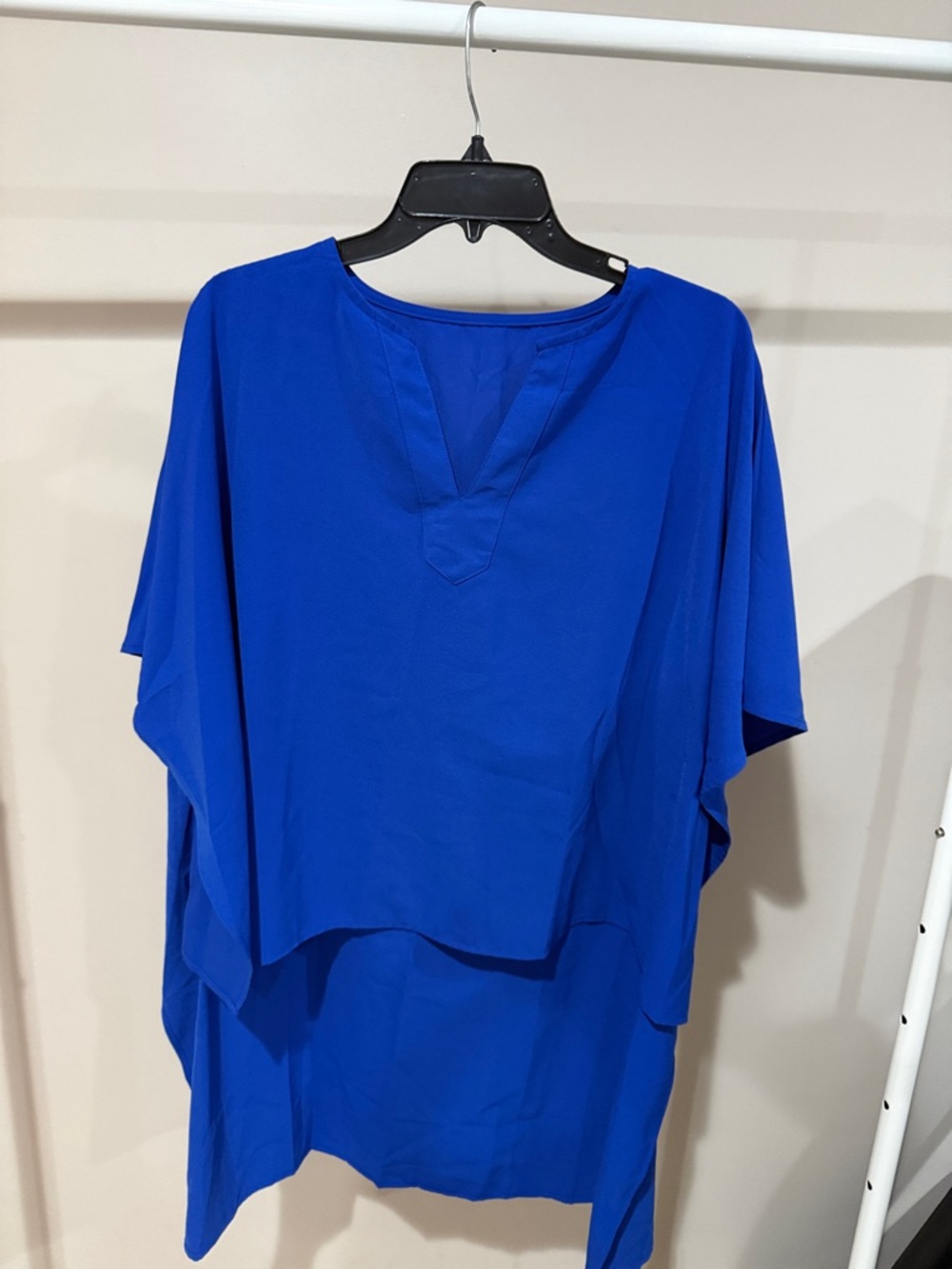 Women's Relaxed V-Neck Top in Royal Blue